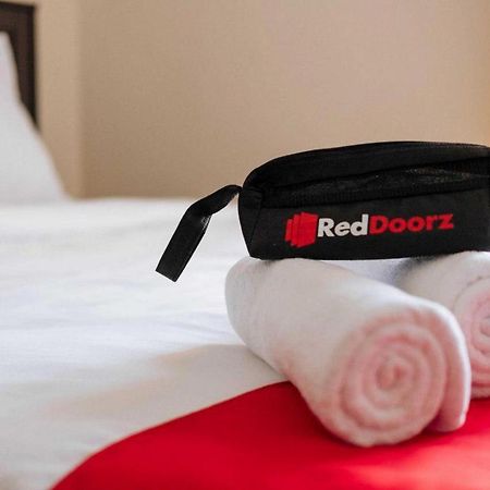 Reddoorz Near Ringroad City Walks Medan Bagian luar foto